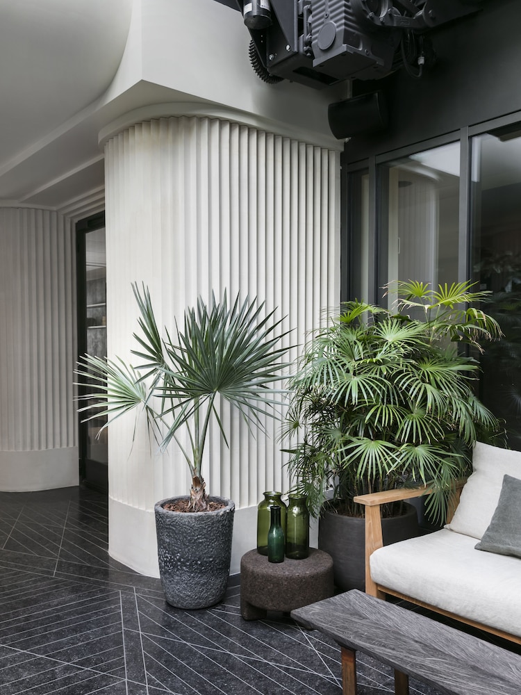 Hotel National Des Arts Et Metiers 44/62