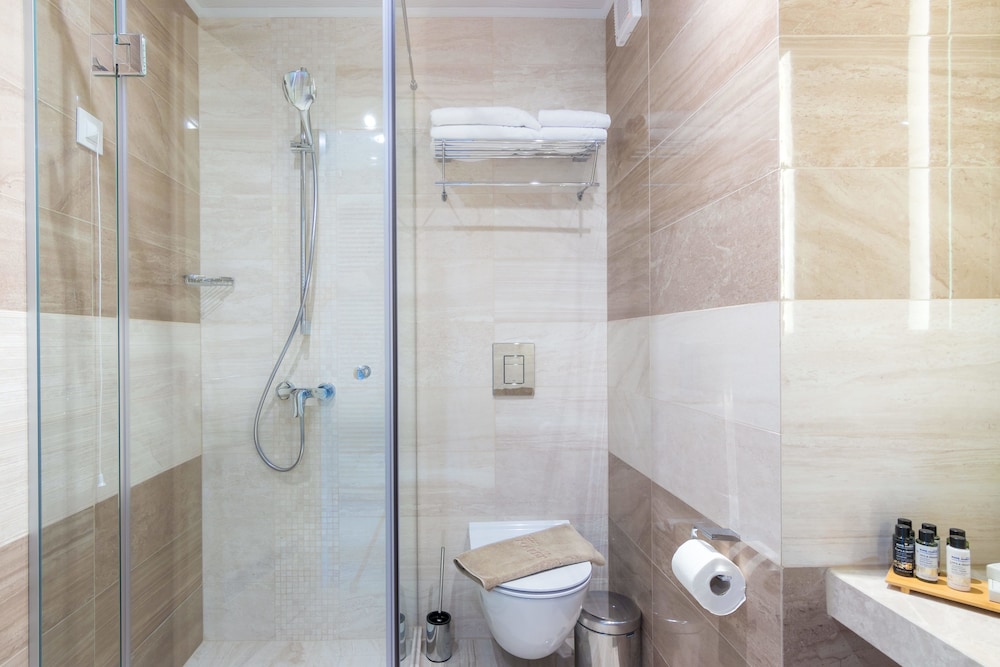 King Maron Beach Hotel & Spa 47/50