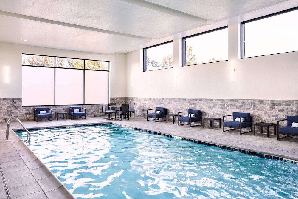 Ac Hotel By Marriott Bridgewater 11/72