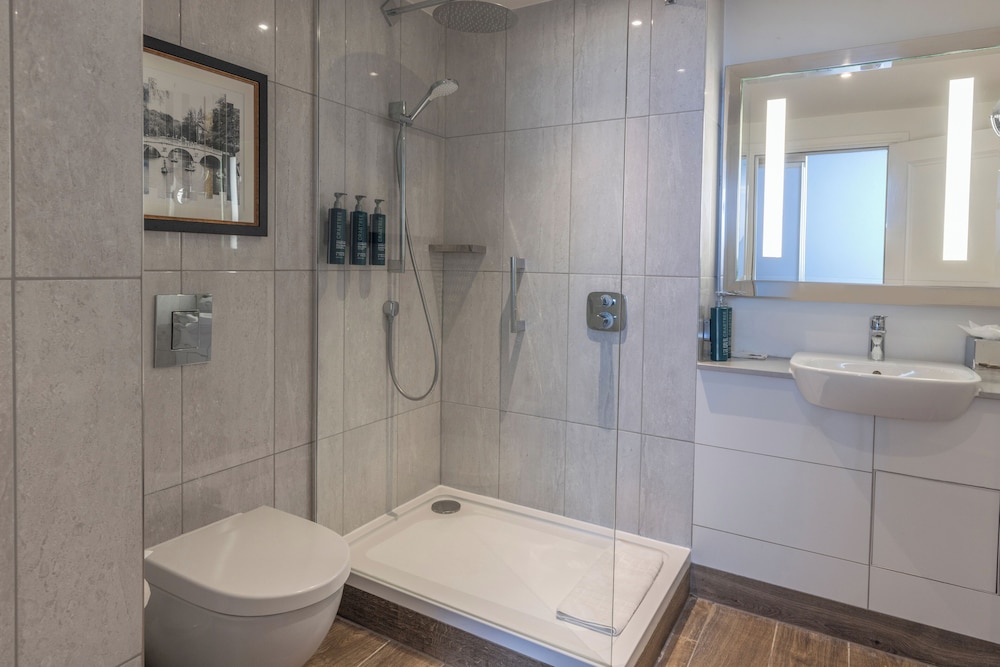 Oxford Belfry Hotel & Spa 64/66