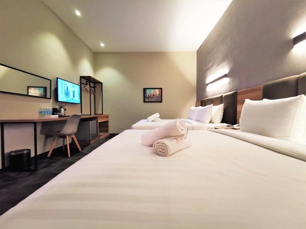 Prestigo Hotel 25/53