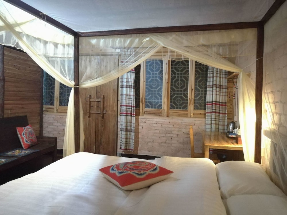 Yang Shuo Loong Old House 8/28