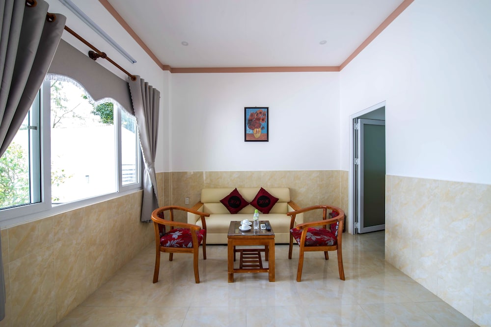 Hanh Ngoc Bungalow 22/50