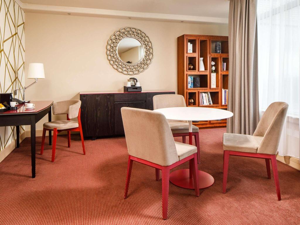 The Luxury Central Cardiff Signature Hotel By Belvilla 31/48