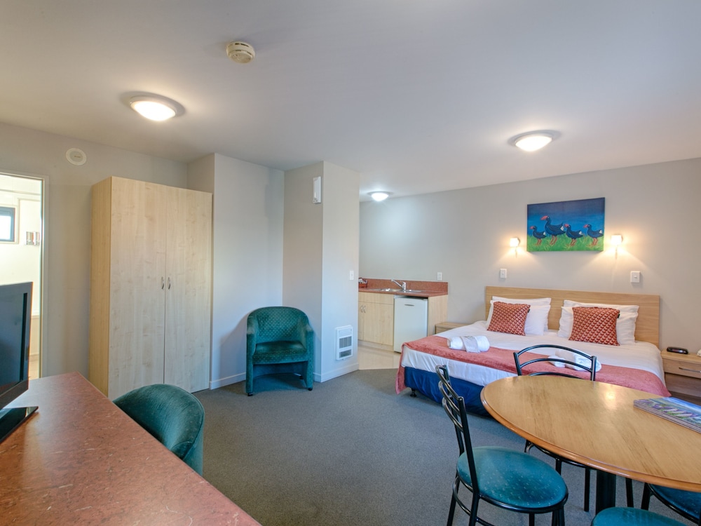 Bella Vista Motel Blenheim 24/30
