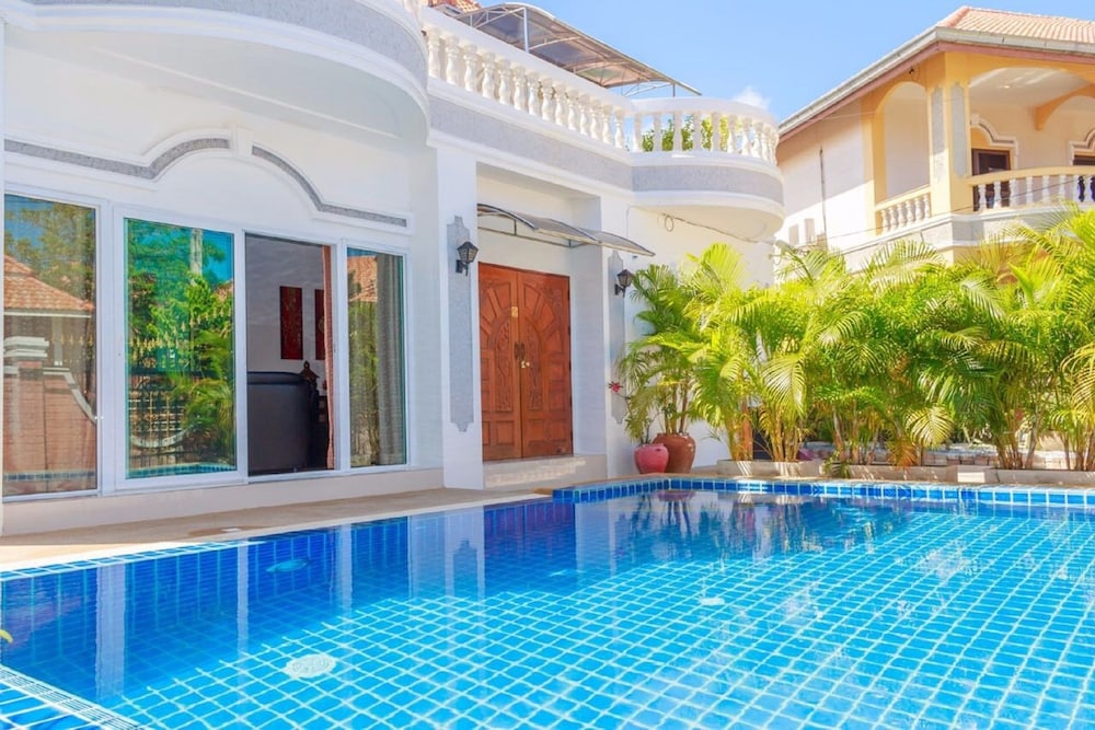 Ratana Villa Pattaya Holiday House Walking Street 5/50