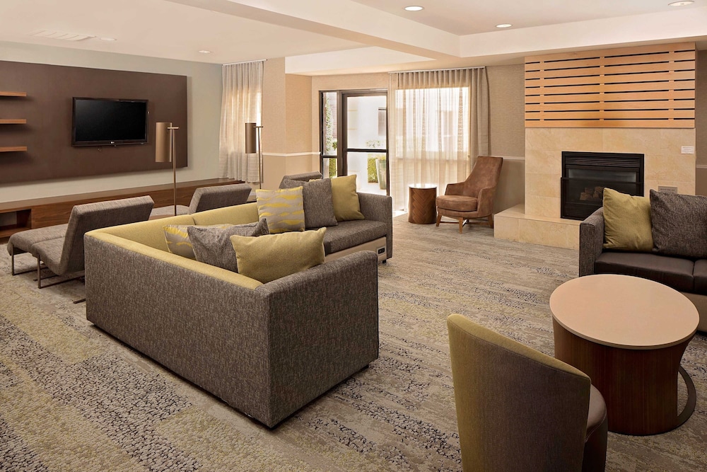 Courtyard Dallas Addison Quorum Drive 16/28