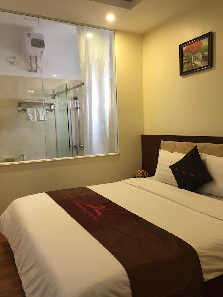 suite, mountain view