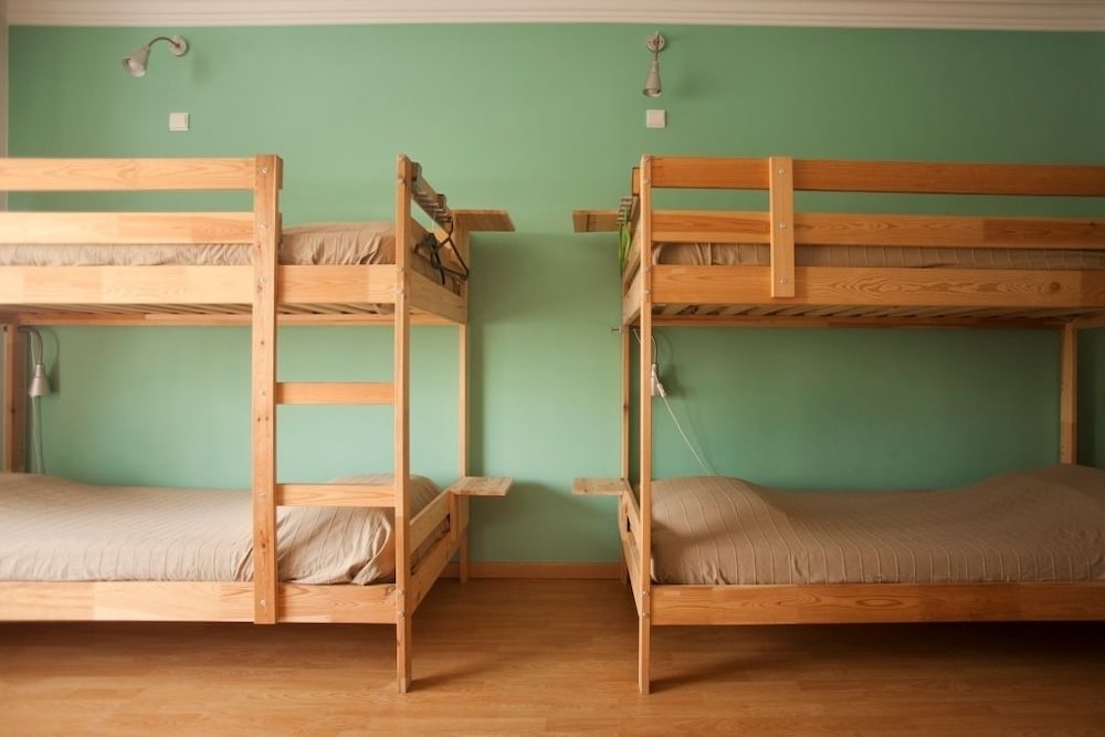 Ericeira Chill Hill Hostel & Private Rooms 26/50