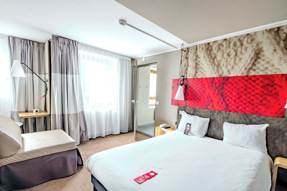 Ibis Marne La Vallee Champs 15/57