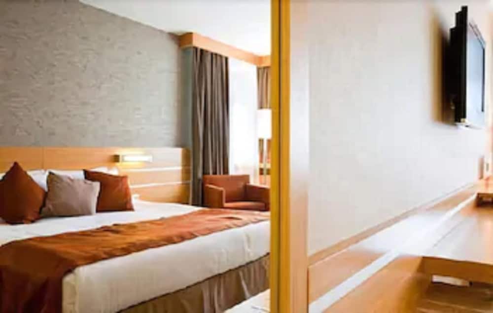 Hotel Tunali 16/46