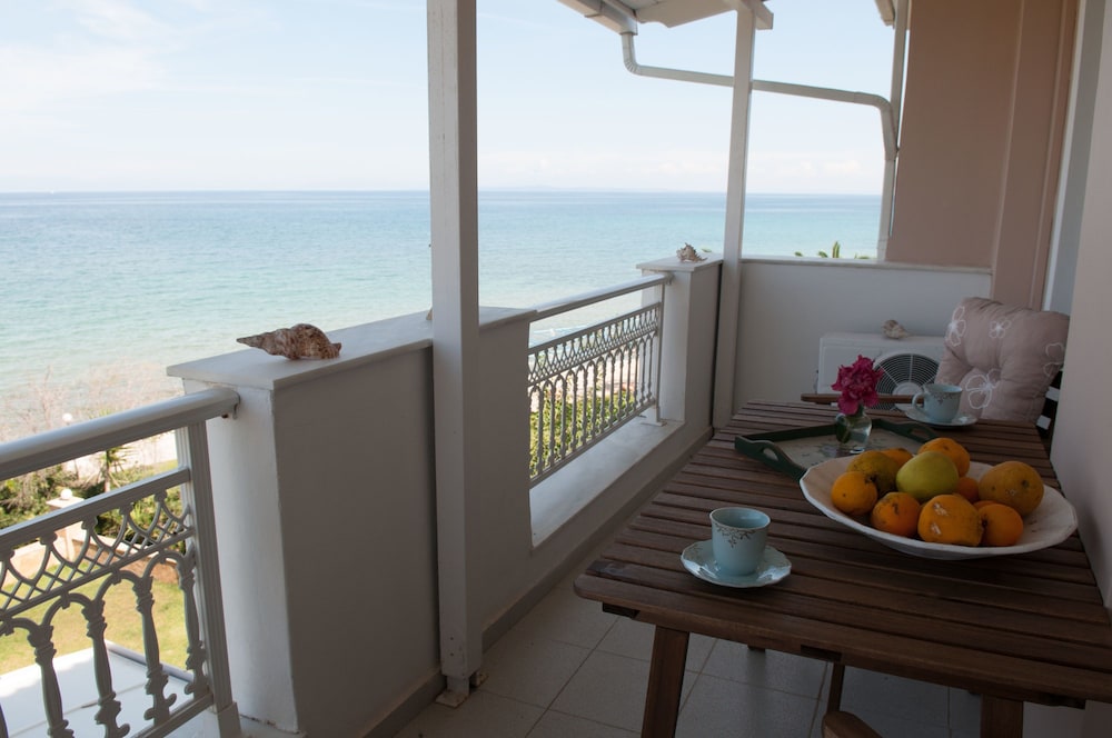 Stefania Apartments 17/44