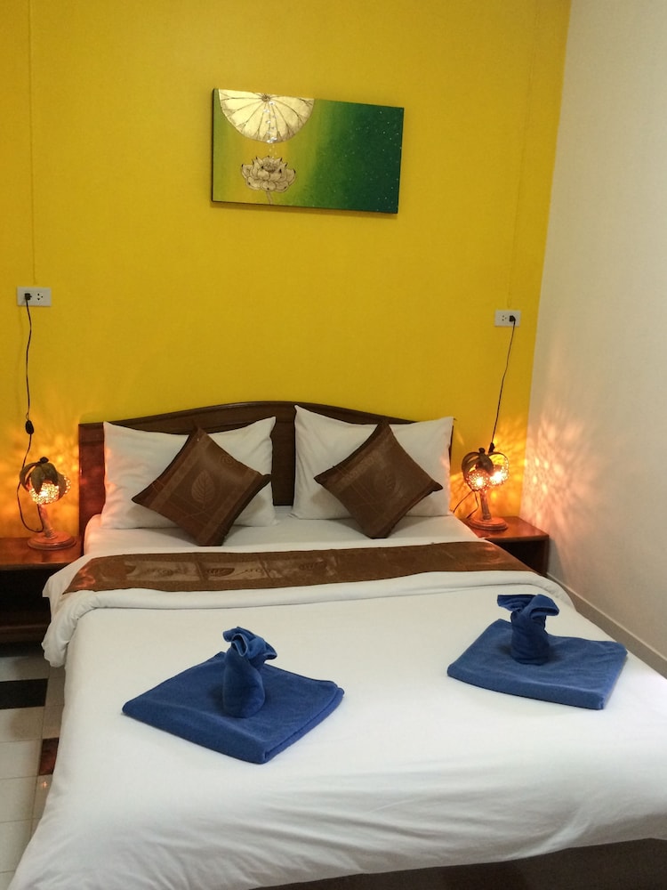 Loma Resort 34/57