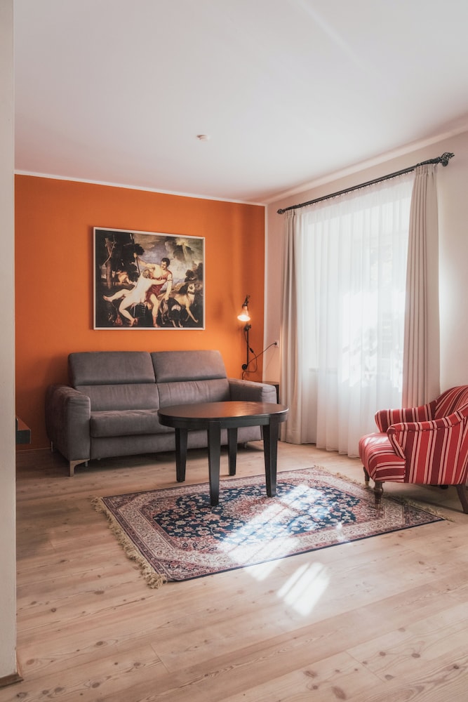 Hotel Traube 25/45
