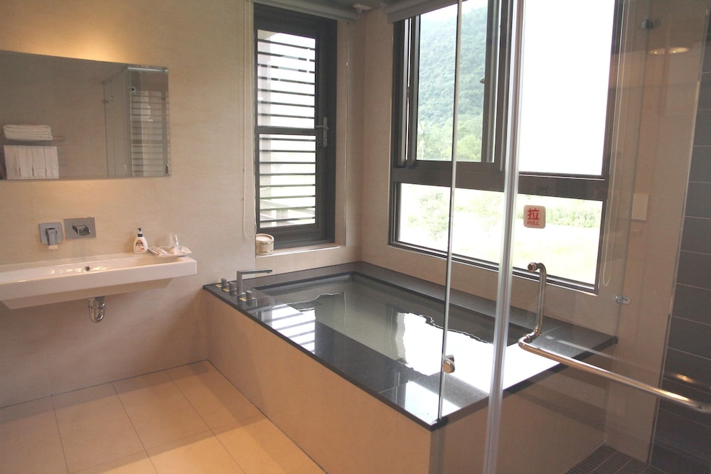 Peace Area Hot Spring Hotel 25/42