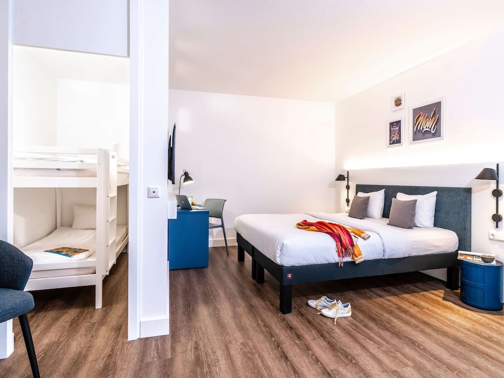 غرفة قياسية بسريرين منفصلين، Ibis Styles Hamburg Alster City 5/10