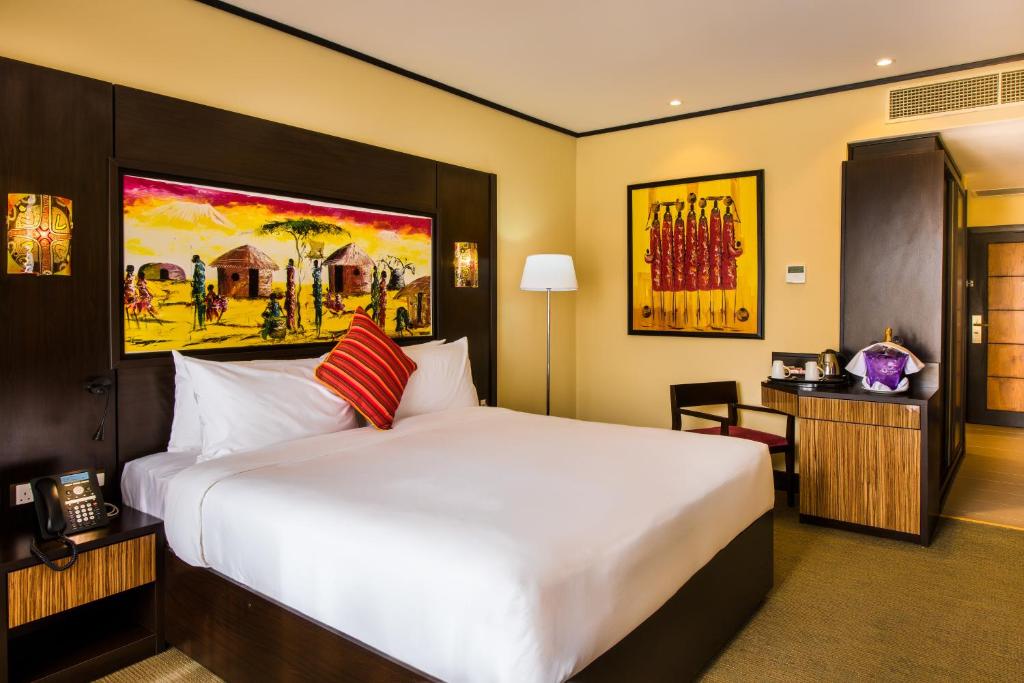Executive, Suite