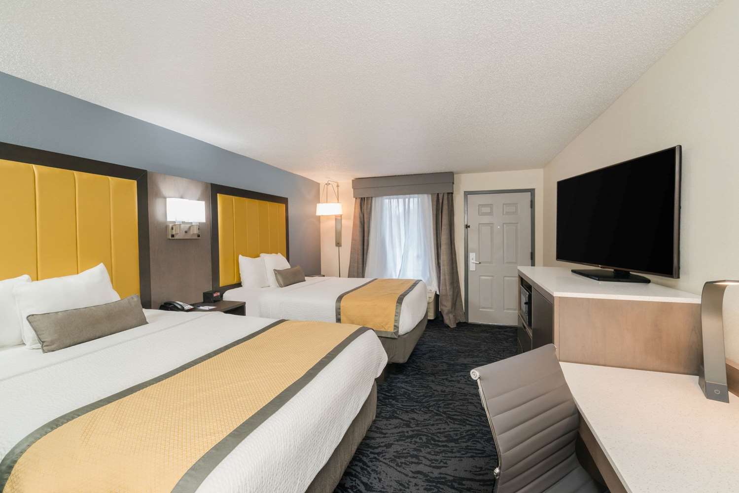 Baymont by Wyndham Franklin/Cool Springs 16/36