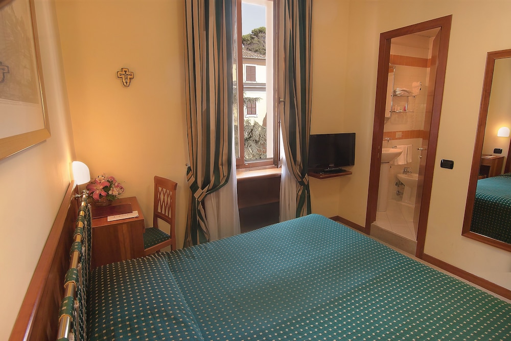 Residenza Paolo VI 26/67