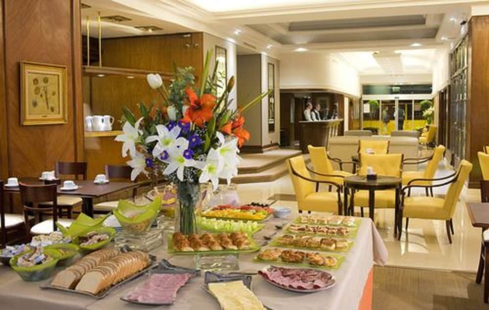 DORA HOTEL BUENOS AIRES 54/61