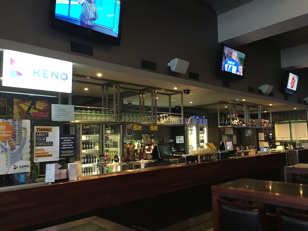 Strathfield Hotel 29/32
