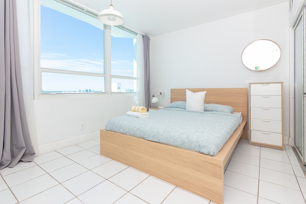جناح استوديو بريميير، Girasole Apartments 2/10