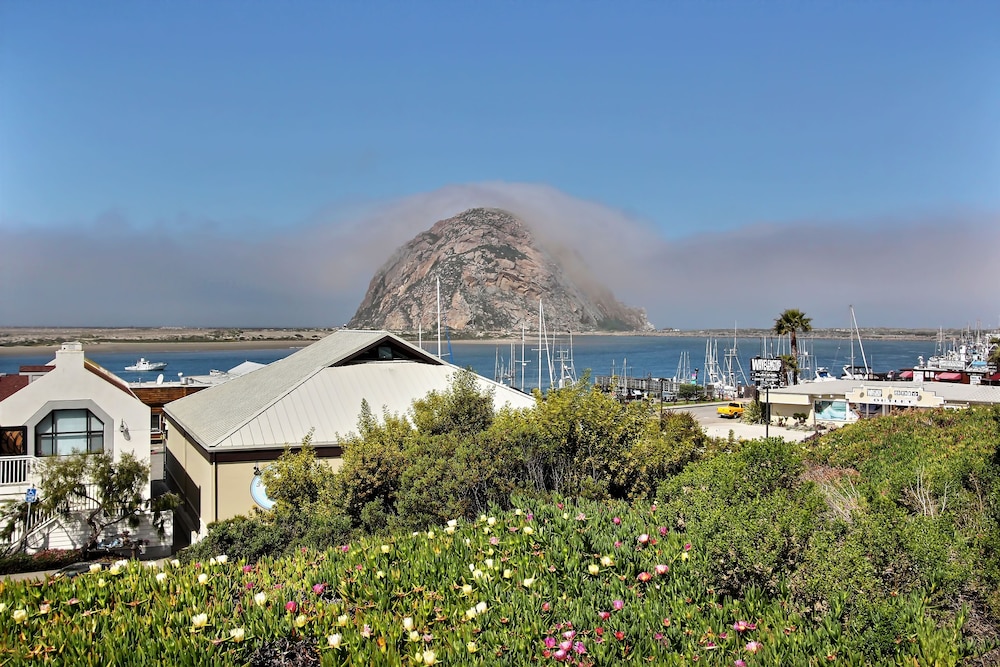 Bay View Inn 47/53