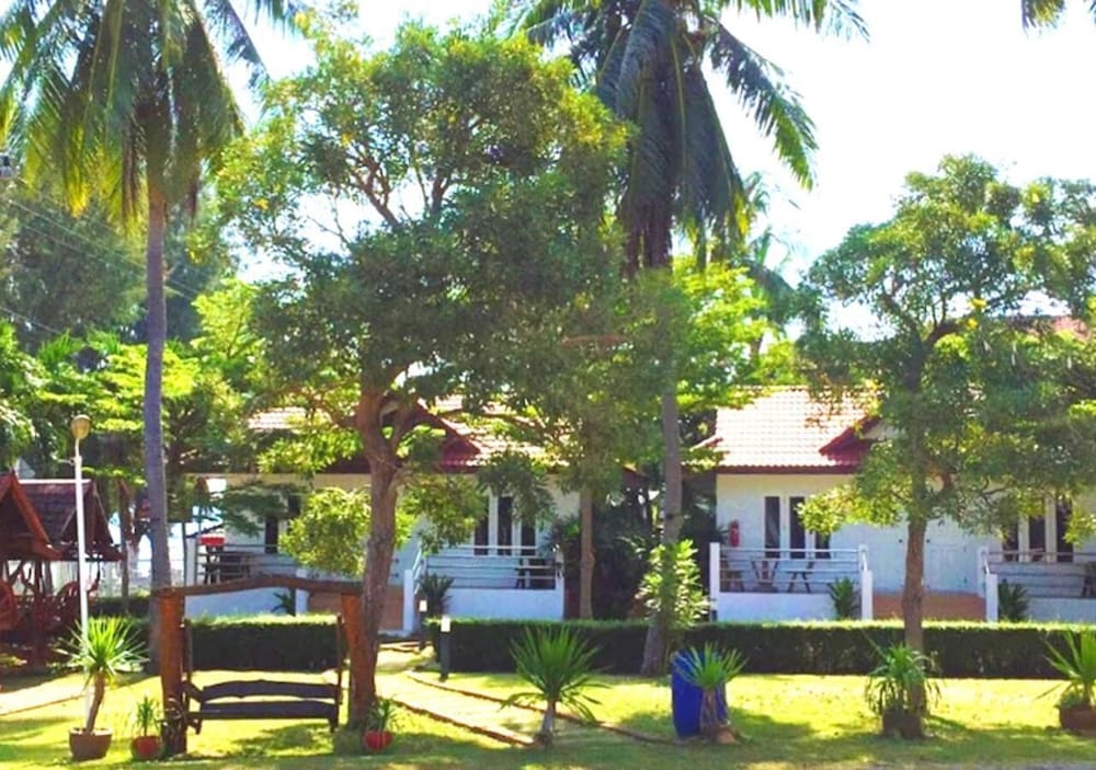 Baan Golden Resort 45/50