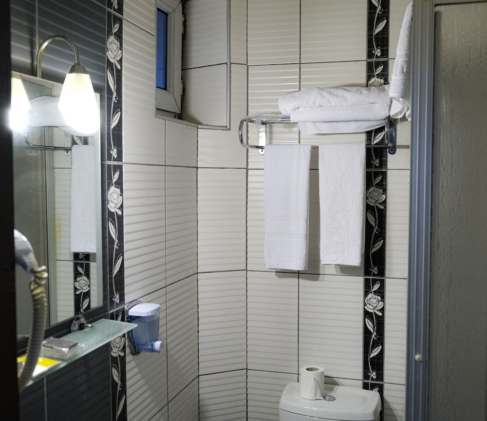 Konak Hotel 37/39
