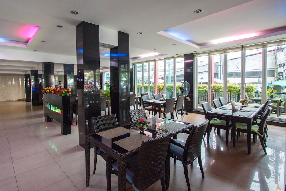 The Beach Front Resort Pattaya 61/87