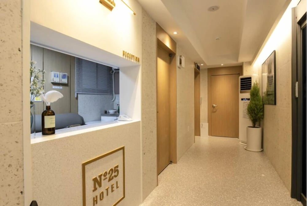 Hotel Ohoo 4/17