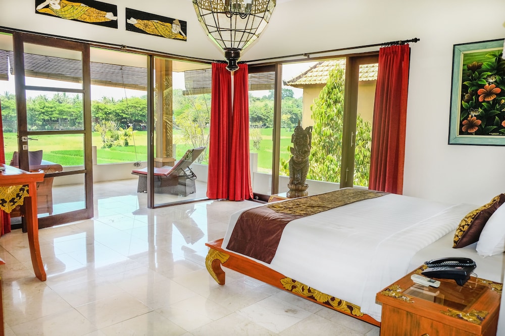 SUPER, DELUXE, DOUBLE BED