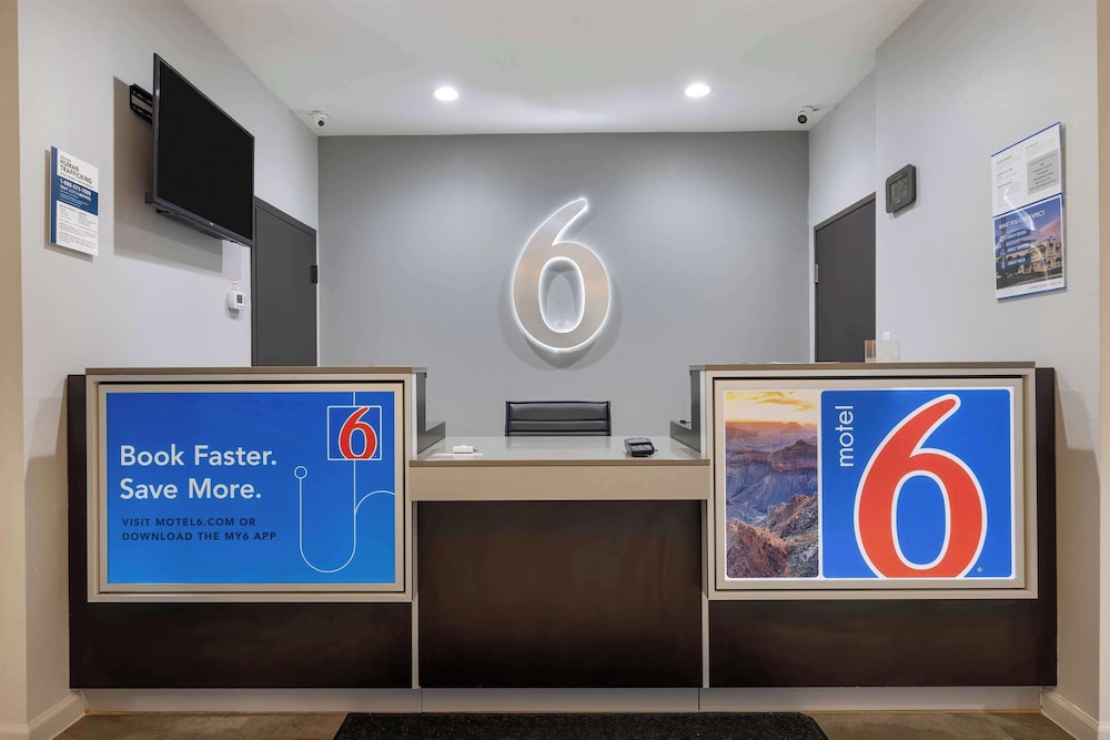 Studio6 Suites Texas City, TX – I-45 South 6/35