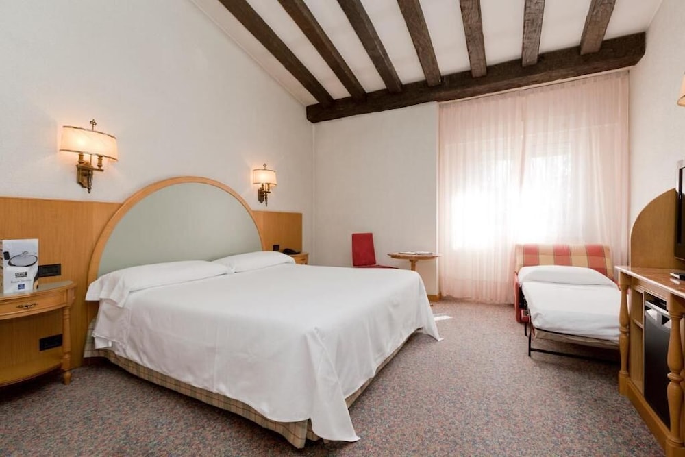 Gran Hotel Los Angeles 11/48