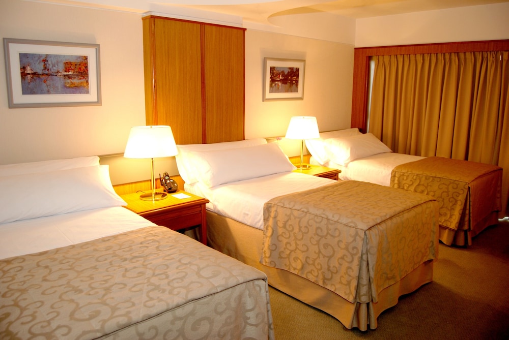 CONTE HOTEL 12/61