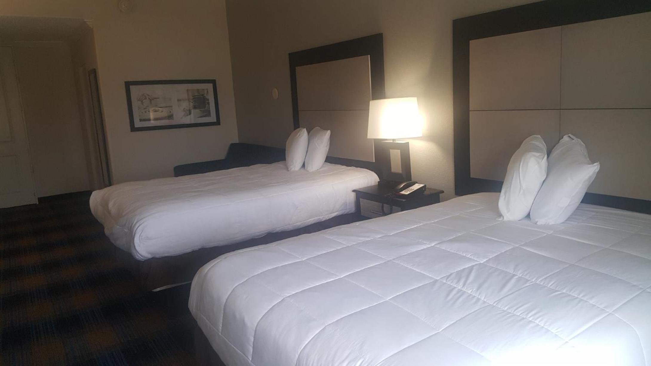 Baymont by Wyndham Pensacola 8/16