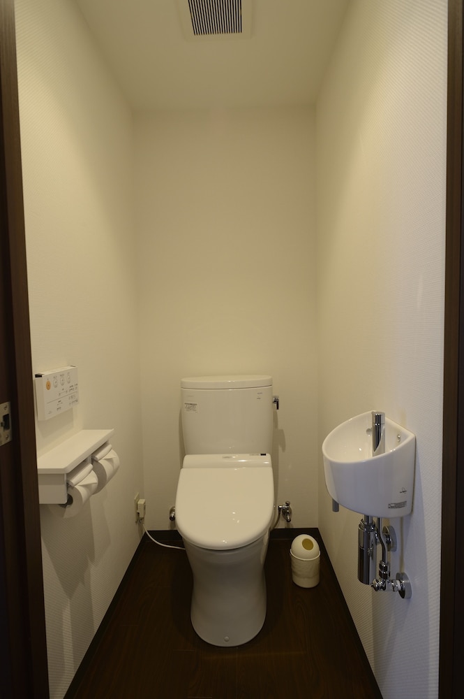 Midosuji Hotel 32/34