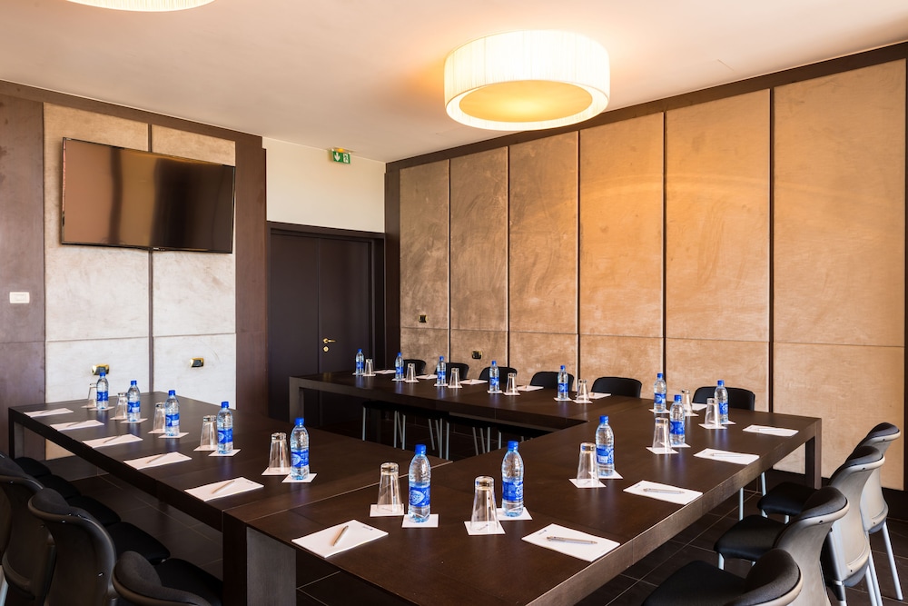 RADISSON BLU HOTEL N DJAMENA 37/46