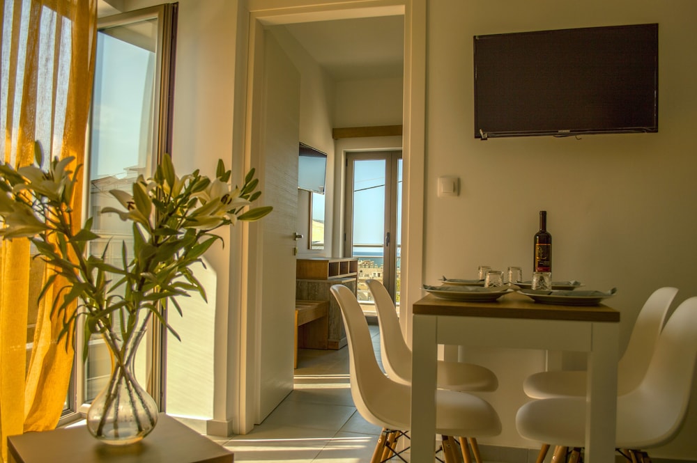 Castell Hotel 33/50