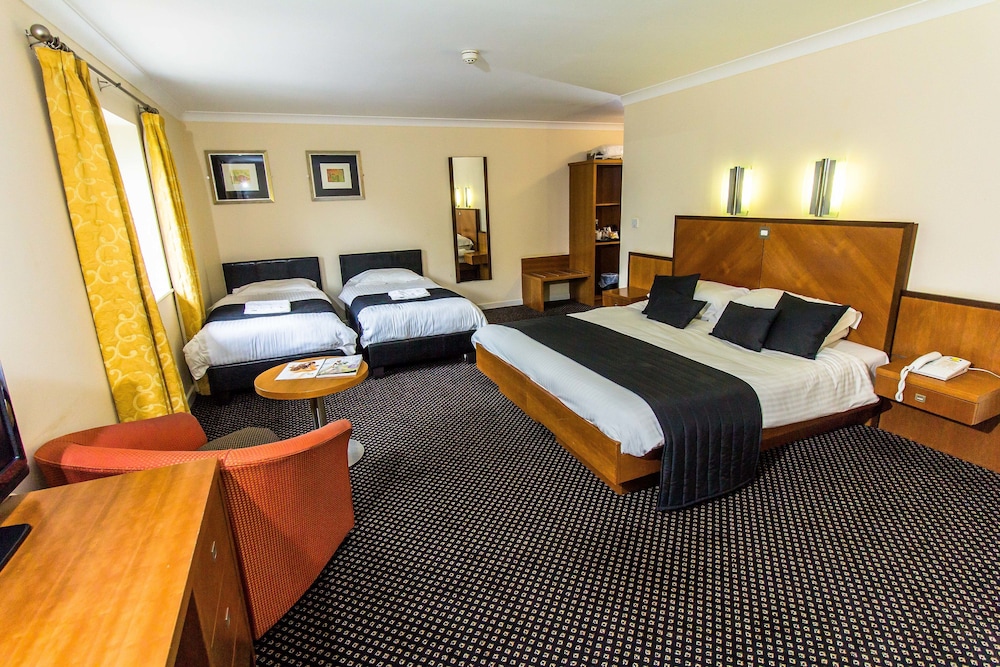 Padbrook Park Hotel 11/46