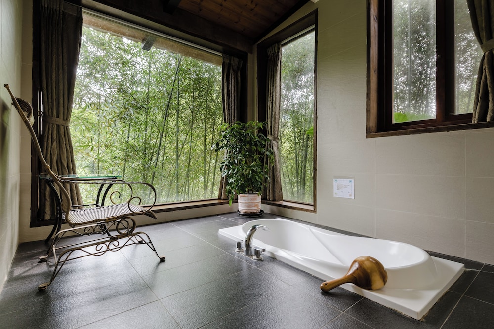 Zhuo Ye Cottage 23/50