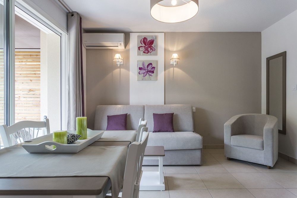 Residence Le Pont Du Gard 25/48
