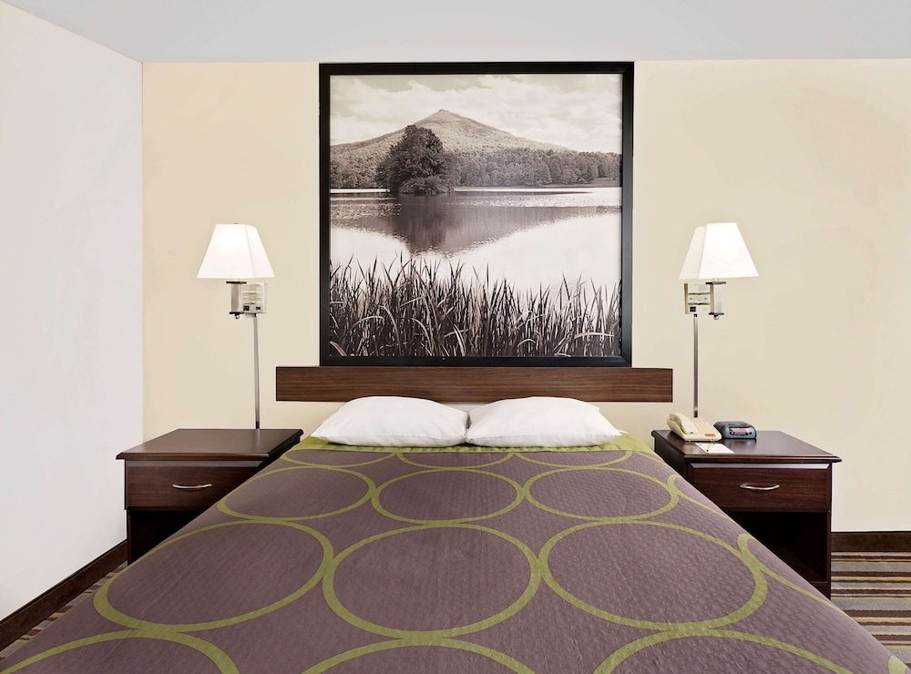 Super 8 by Wyndham Waynesboro 4/36