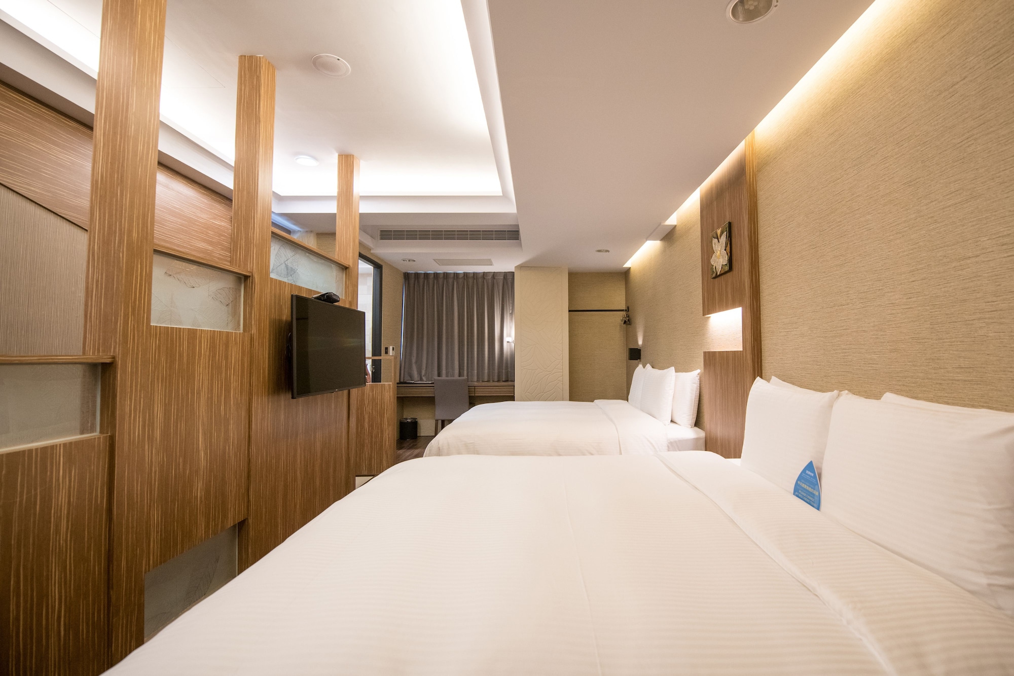 LOFT, DELUXE, MULTIPLE BEDS, CITY VIEW, PATIO