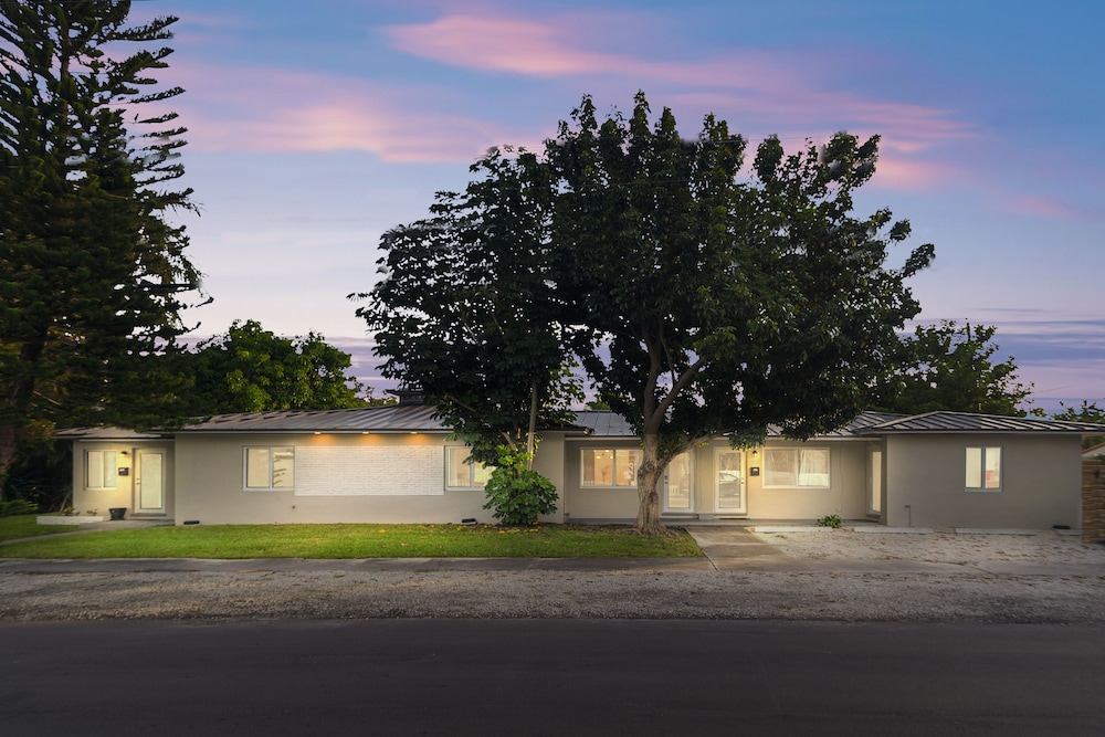 Alani Bay Luxury Condos Ft Lauderdale 45/49