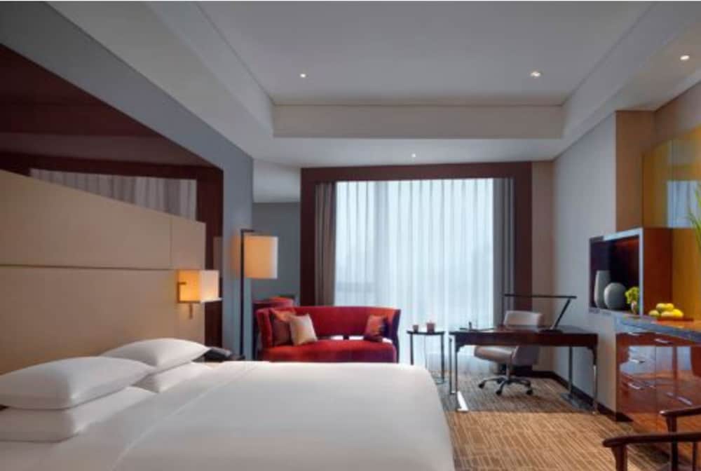 Hyatt Regency Jinan 7/54
