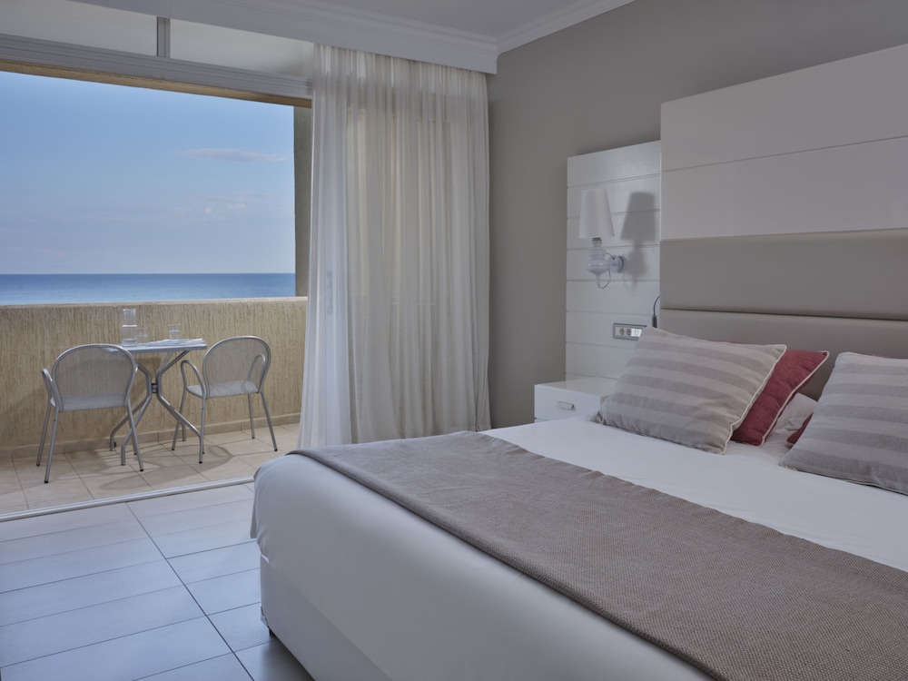 Atlantica Princess 23/69