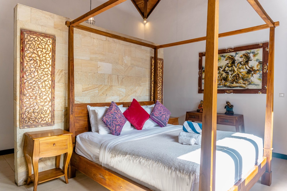 3 BEDROOMS, VILLA, PRIVATE POOL