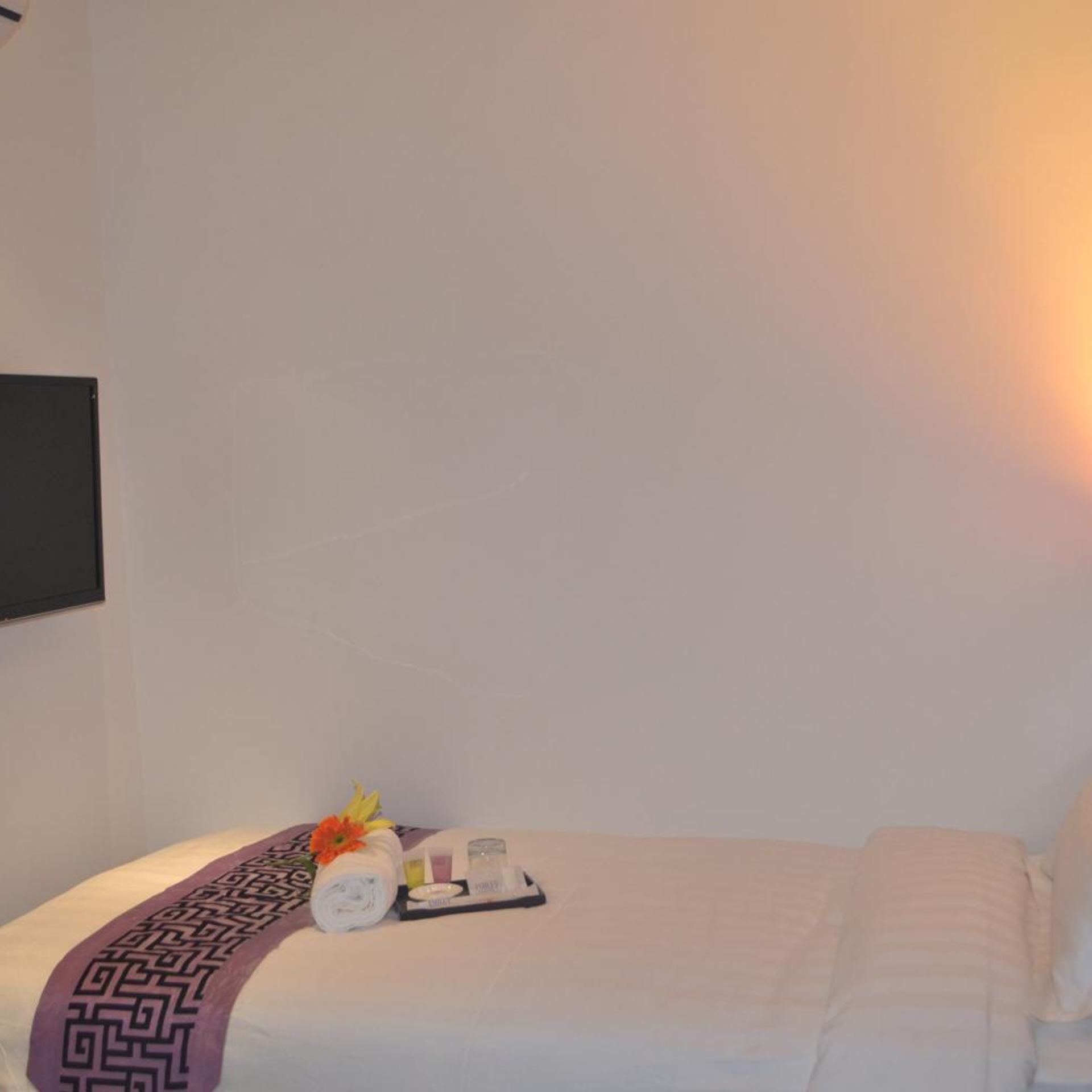 Ashley Boutique Hotel 55/59