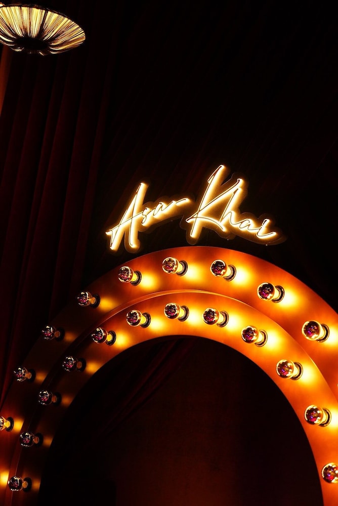 Khai Hotel Karakoy 3/60
